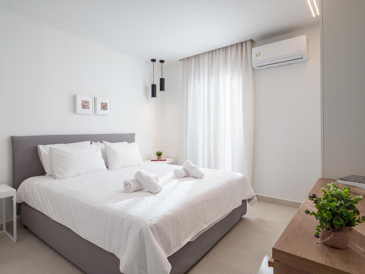 The H Experience - Eclectic Spacious Apartment Near Venetian Castle - 1 Ираклион Экстерьер фото